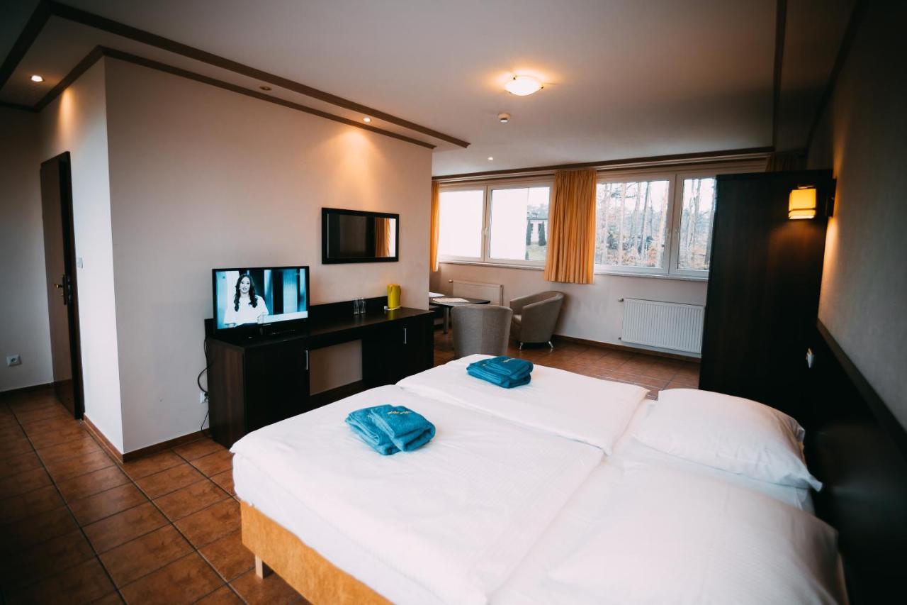 Wodnik Turawa Hotel Bagian luar foto