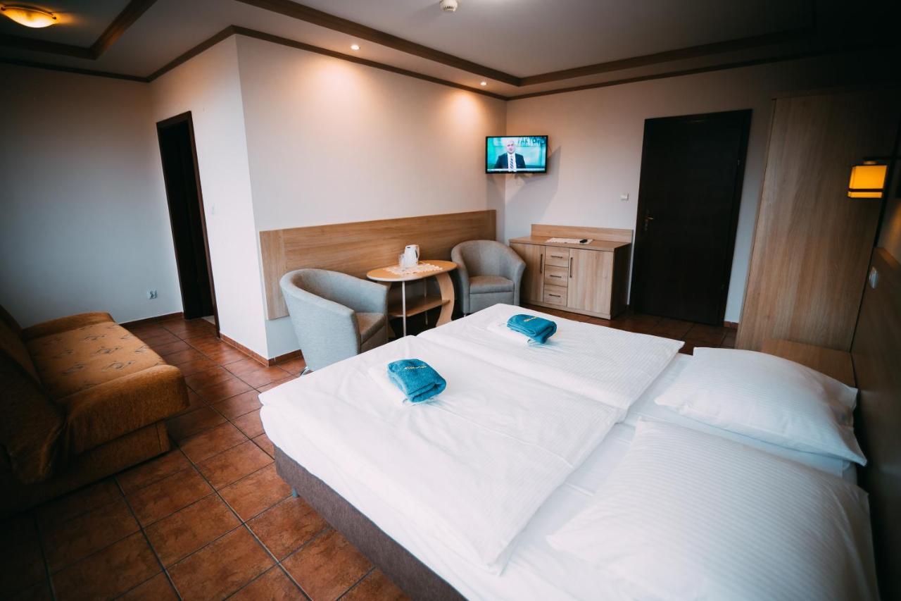 Wodnik Turawa Hotel Bagian luar foto