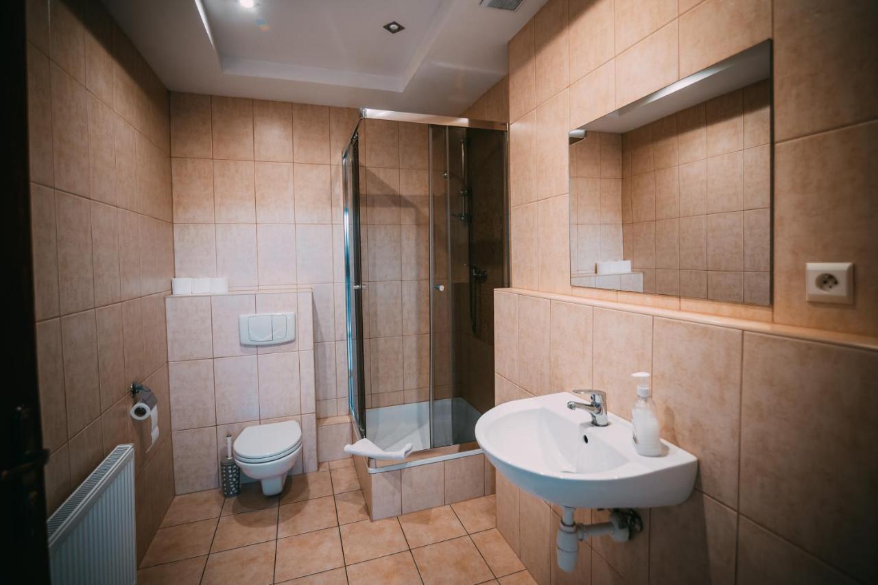 Wodnik Turawa Hotel Bagian luar foto