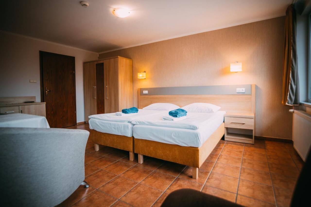 Wodnik Turawa Hotel Bagian luar foto