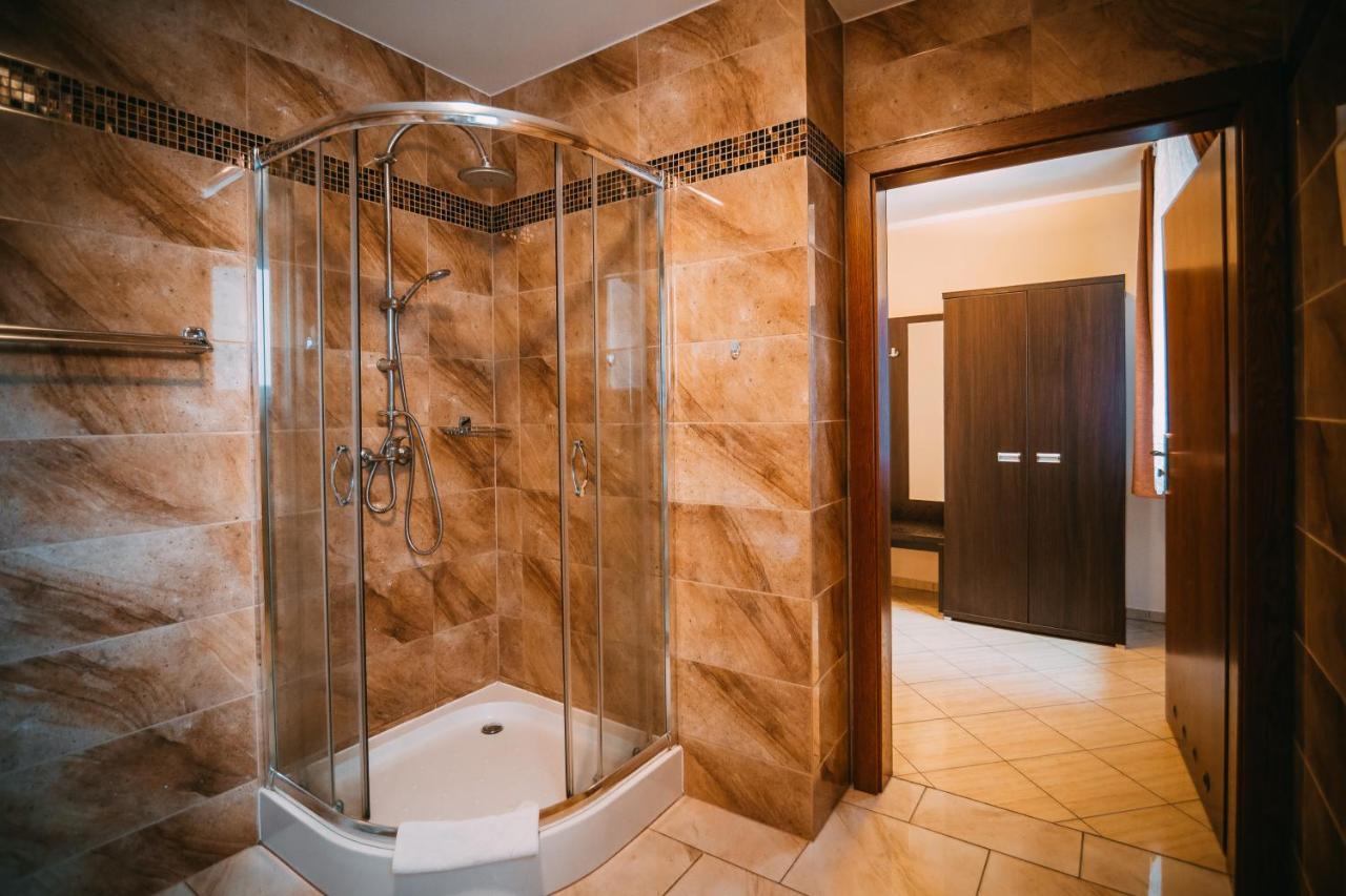 Wodnik Turawa Hotel Bagian luar foto